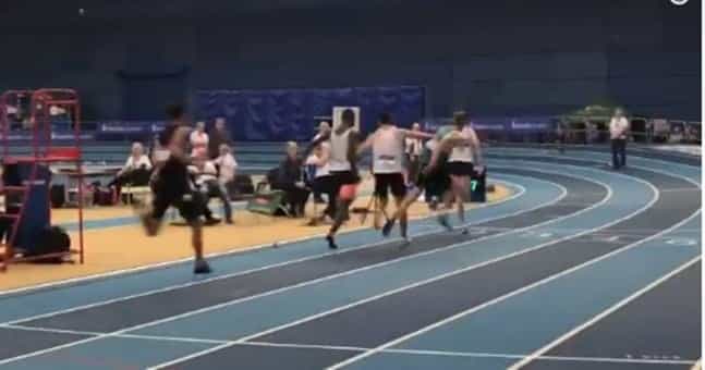 Thomas Barr gets bumped during 400m men’s final