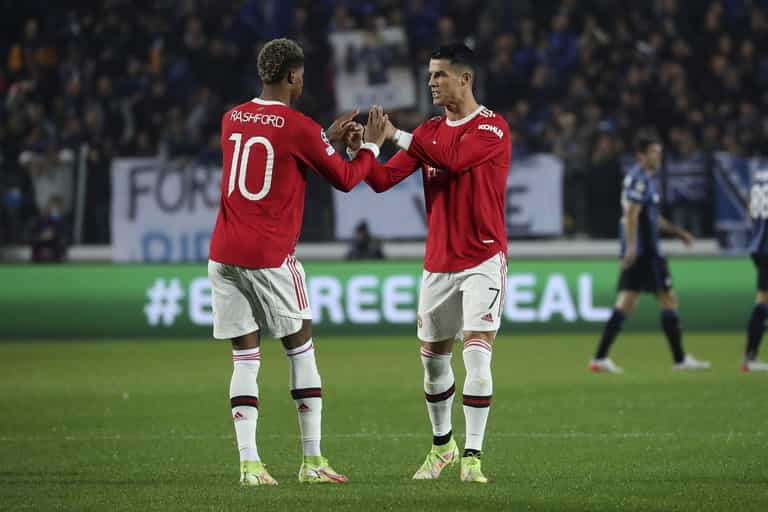 Marcus Rashford responds to rumours of Man United squad turning against Ronaldo Marcus Rashford responds to rumours of Man United squad turning against Ronaldo