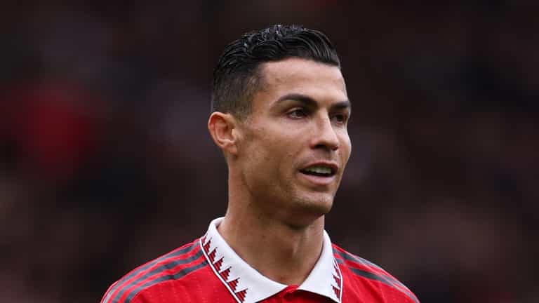 New footage of Cristiano Ronaldo refusing to come on as a sub emerges
