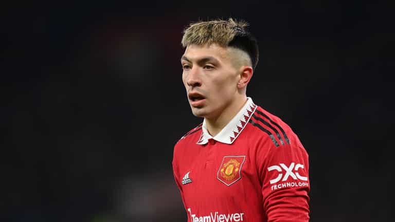 Jamie Carragher admits he was wrong about Man United defender Lisandro Martinez