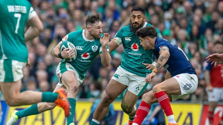 Italy vs Ireland: Follow the Six Nations game in our live hub Italy vs Ireland: Follow the Six Nations game in our live hub