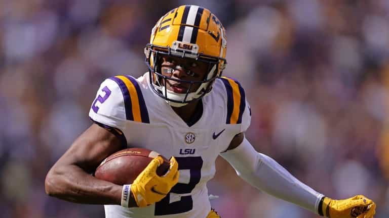 NFL prospect Kyren Lacy found dead aged 24 NFL prospect Kyren Lacy found dead aged 24