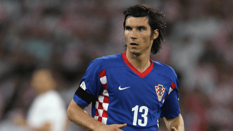 International footballer killed in car crash aged just 39