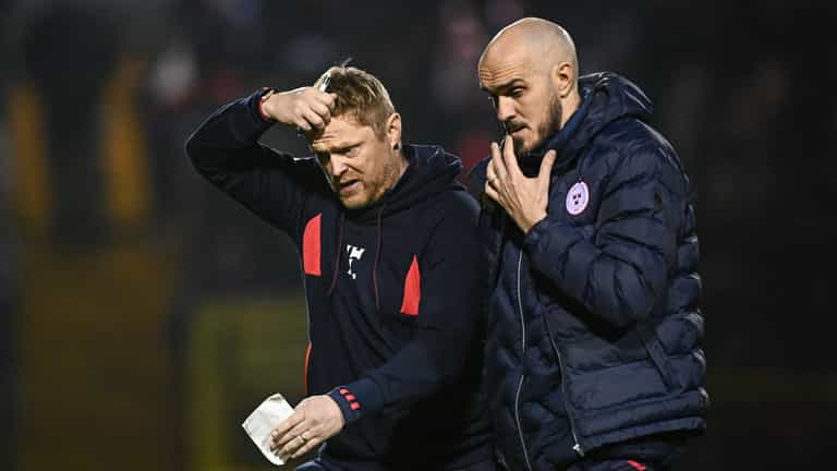 Shelbourne name ex-Premier League defender as new boss after shock Damien Duff exit Shelbourne name ex-Premier League defender as new boss after shock Damien Duff exit