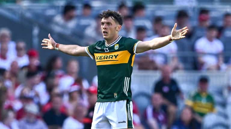 Joe Brolly’s controversial take on two-point rule will anger David Clifford fans Joe Brolly’s controversial take on two-point rule will anger David Clifford fans