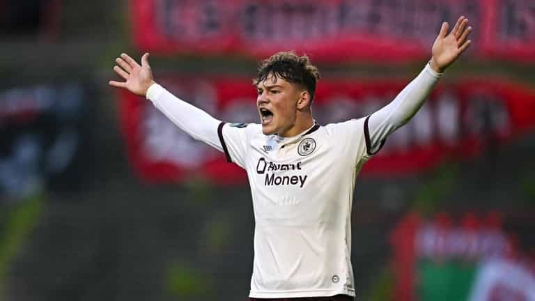 Young star Owen Elding not in Ireland U21 squad as England allegiance switch process hits bump Young star Owen Elding not in Ireland U21 squad as England allegiance switch process hits bump