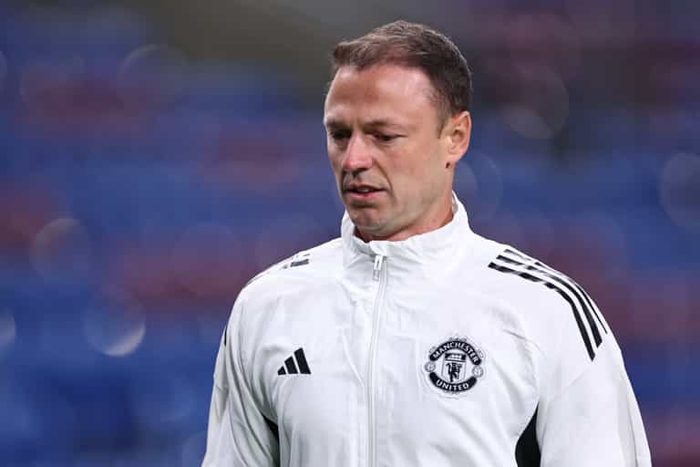 Roy Keane lays into Jonny Evans for ‘strange’ job appointment