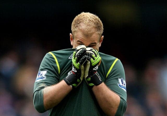 Charlie Austin has goal disallowed because Joe Hart can’t take free kicks
