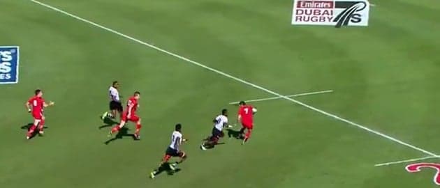 Video: Fijian flyer twists poor Welshmen inside out at Dubai Sevens