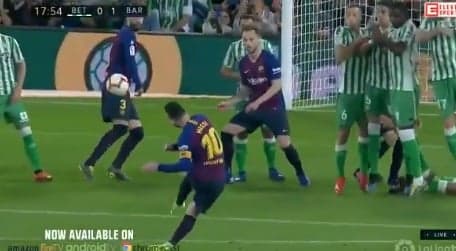 Lionel Messi scores perfect free-kick to give Barcelona lead at Betis Lionel Messi scores perfect free-kick to give Barcelona lead at Betis