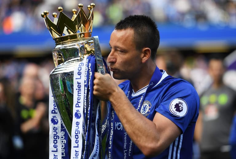 John Terry pledges to help fund Roman Abramovich banner John Terry pledges to help fund Roman Abramovich banner
