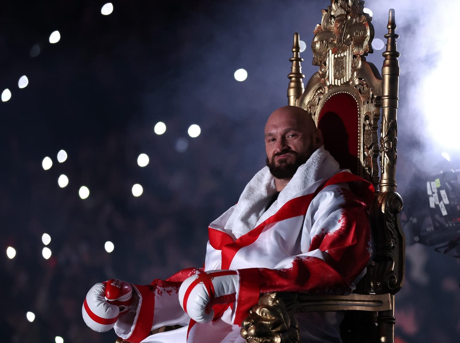Tyson Fury offers Anthony Joshua huge world title fight