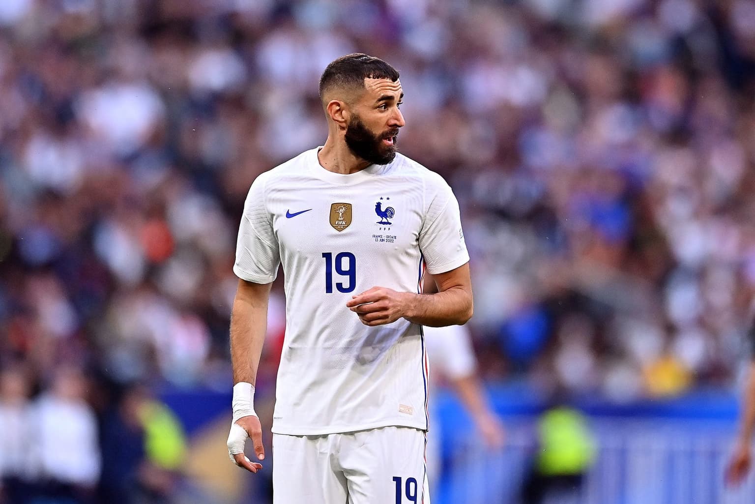 Karim Benzema unfollows France teammates in latest twist