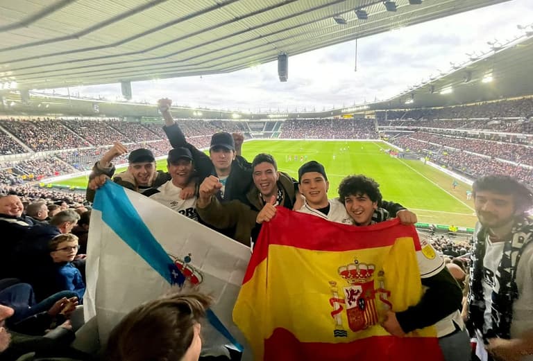 Spanish family travel to watch League One team they randomly chose on Fifa Spanish family travel to watch League One team they randomly chose on Fifa