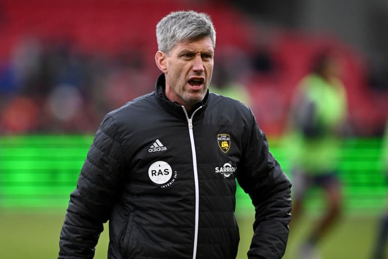Ronan O’Gara gets into heated touchline spat with rival player Ronan O’Gara gets into heated touchline spat with rival player