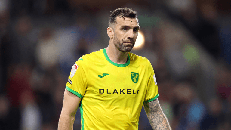 Ireland star calls own fans “g**p” and “k**b” in expletive rant Ireland star calls own fans “g**p” and “k**b” in expletive rant