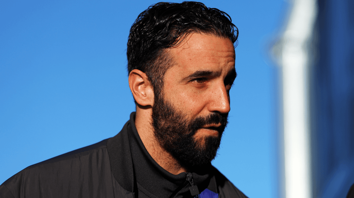 Journalist reveals Amorim ‘smashed TV and cried’ in front of players after a defeat