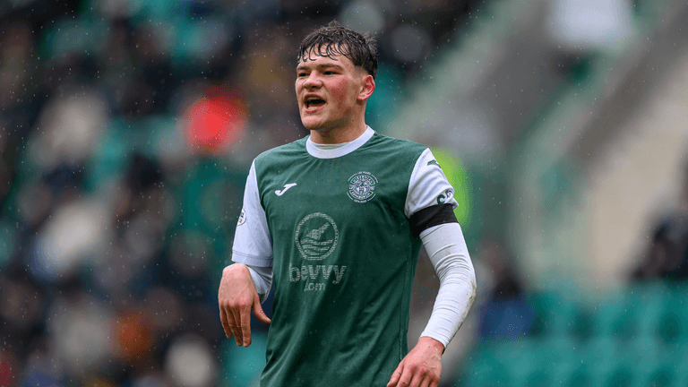 England looking to poach Ireland wonderkid for themselves