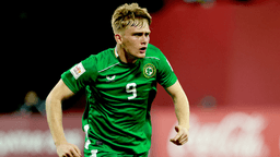 Ireland’s teenage prodigy to sign for Premier League club