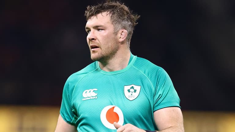 Peter O’Mahony spotted getting into it with Kyle Sinckler during Ireland celebrations Peter O’Mahony spotted getting into it with Kyle Sinckler during Ireland celebrations