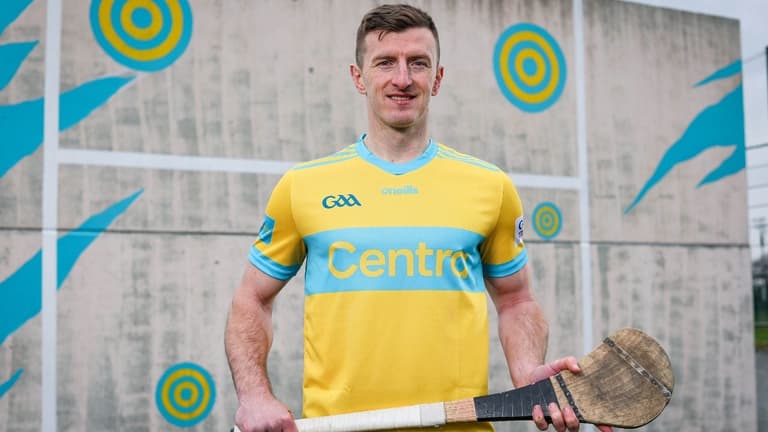 Cork legend has cheeky quip on Galway stars latest Love Island episode Cork legend has cheeky quip on Galway stars latest Love Island episode