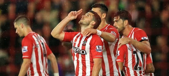 Shane Long starts against Arsenal as Graziano Pelle misses out Shane Long starts against Arsenal as Graziano Pelle misses out