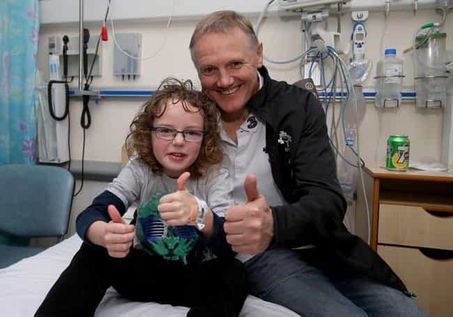 Video: Irish team’s visit to Temple St Children’s hospital will turn your cold, black heart to mush Video: Irish team’s visit to Temple St Children’s hospital will turn your cold, black heart to mush