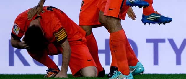 Vine: Messi struck by bottle thrown from crowd during celebration Vine: Messi struck by bottle thrown from crowd during celebration
