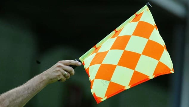 GIF: Goal chance butchered by player who ‘forgets’ about offside rule GIF: Goal chance butchered by player who ‘forgets’ about offside rule