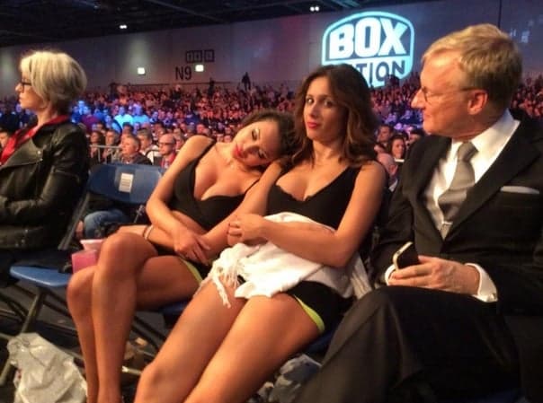 This picture brilliantly sums up Tyson Fury’s win over Dereck Chisora This picture brilliantly sums up Tyson Fury’s win over Dereck Chisora