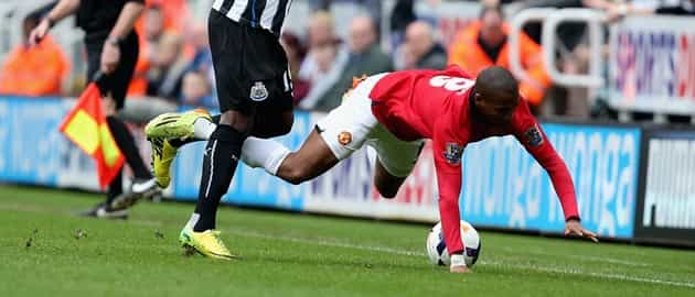 Paul Scholes says Ashley Young’s ‘simulation’ became a problem at Manchester United Paul Scholes says Ashley Young’s ‘simulation’ became a problem at Manchester United