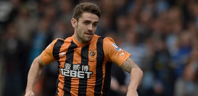 Forget the magic sponge – ball to the face cures Robbie Brady Forget the magic sponge – ball to the face cures Robbie Brady