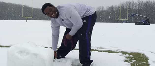 Baltimore Ravens rookie late for meeting because he was building a snowman Baltimore Ravens rookie late for meeting because he was building a snowman