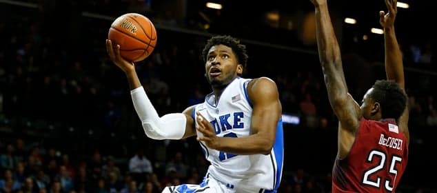 Vine: College basketball star leaps over player’s head to block lay-up Vine: College basketball star leaps over player’s head to block lay-up