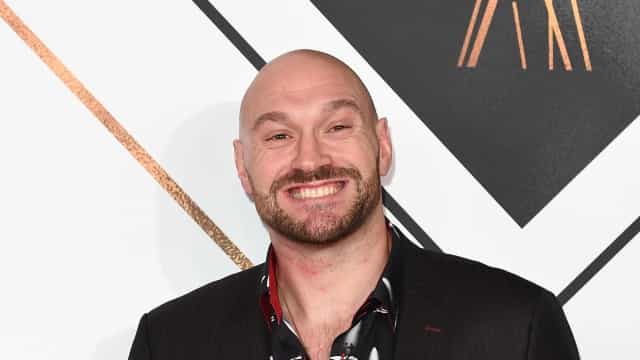 Tyson Fury managed to avoid putting on weight over Christmas as he returns to training Tyson Fury managed to avoid putting on weight over Christmas as he returns to training