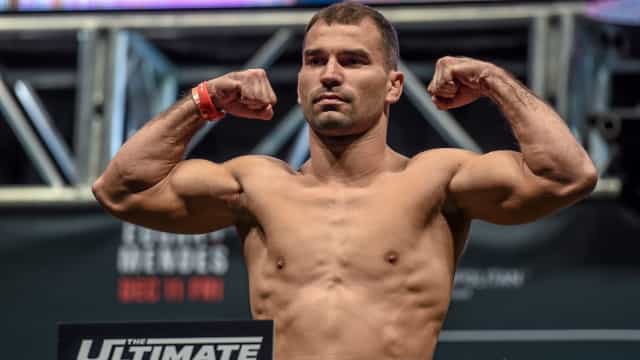 Artem Lobov receives offer from Bellator, continues to campaign for Zubaira Tukhugov grudge match Artem Lobov receives offer from Bellator, continues to campaign for Zubaira Tukhugov grudge match