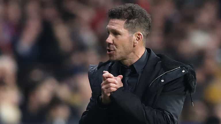 Diego Simeone celebrates Atlético Madrid goal with, ahem, passionate gesture Diego Simeone celebrates Atlético Madrid goal with, ahem, passionate gesture
