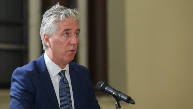 John Delaney steps aside as FAI Chief Executive, will take up new role within association John Delaney steps aside as FAI Chief Executive, will take up new role within association