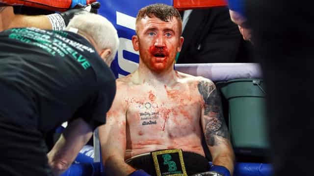 Paddy Barnes changes mind on retirement and vows to stay at flyweight Paddy Barnes changes mind on retirement and vows to stay at flyweight