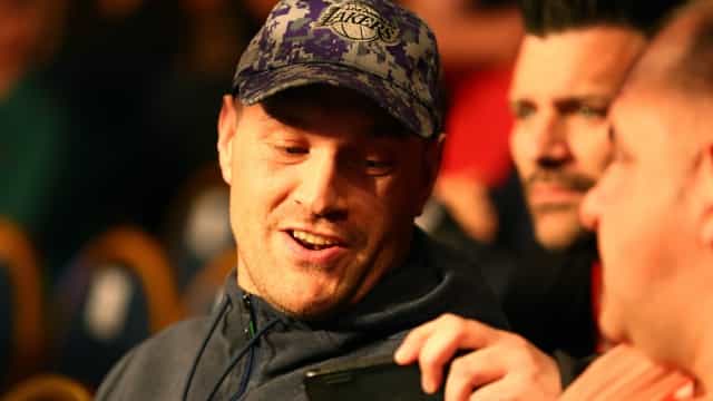 Tyson Fury calls out The Sun for “fact” about amateur bout Tyson Fury calls out The Sun for “fact” about amateur bout