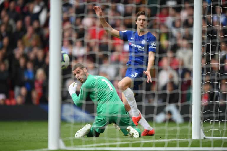 Another De Gea clanger sabotages Manchester United top four ambition Another De Gea clanger sabotages Manchester United top four ambition