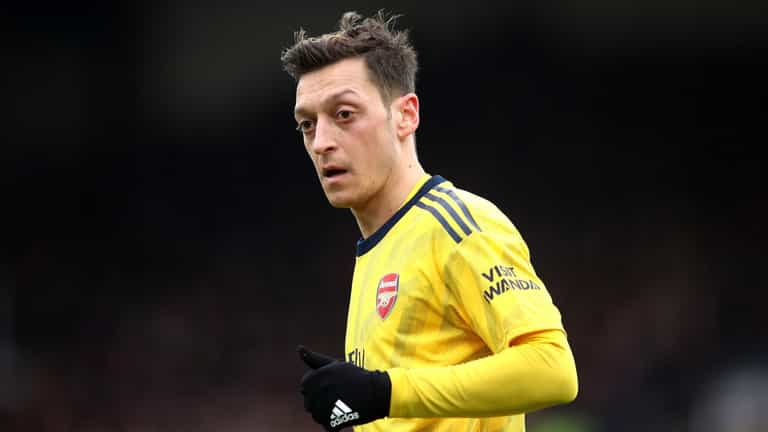 Arsenal ‘agree deal’ to sell Mesut Özil to Fenerbahçe Arsenal ‘agree deal’ to sell Mesut Özil to Fenerbahçe