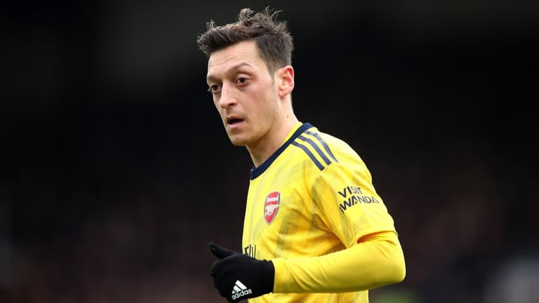 Arsenal ‘agree deal’ to sell Mesut Özil to Fenerbahçe Arsenal ‘agree deal’ to sell Mesut Özil to Fenerbahçe