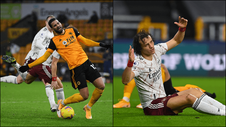 Arsenal fans fume after David Luiz shown controversial red card Arsenal fans fume after David Luiz shown controversial red card