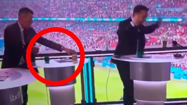 Roy Keane’s reaction to that Luke Shaw goal was every Irish mammy Roy Keane’s reaction to that Luke Shaw goal was every Irish mammy