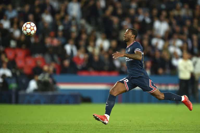 Gini Wijnaldum doesn’t have support of South American players at PSG Gini Wijnaldum doesn’t have support of South American players at PSG
