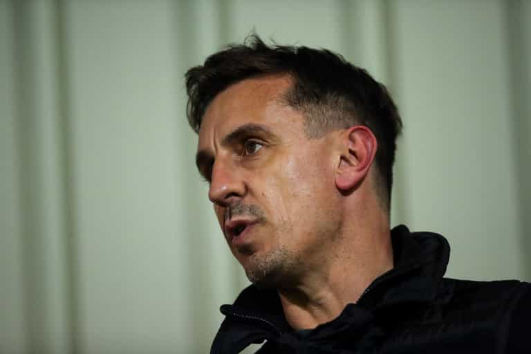 Micah Richards and Jamie Carragher mock Gary Neville over his protection of Solskjaer Micah Richards and Jamie Carragher mock Gary Neville over his protection of Solskjaer