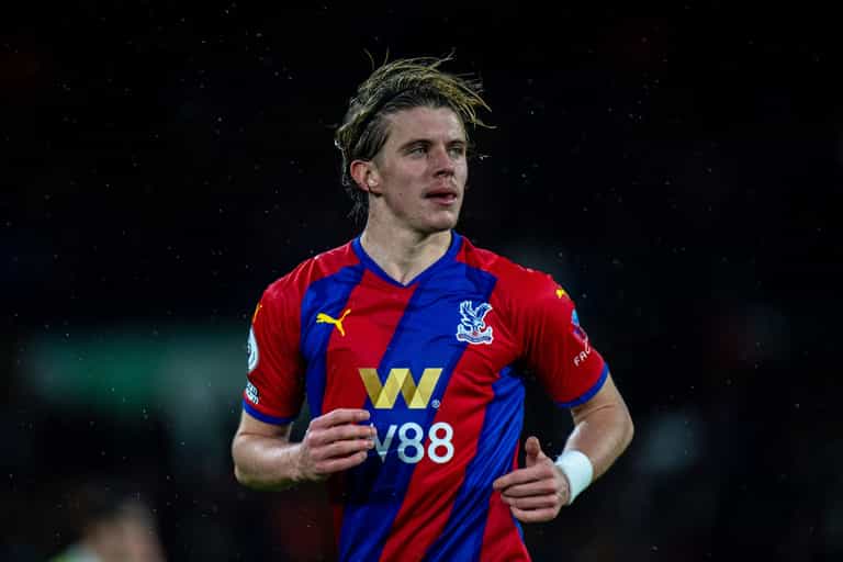 Leeds condemn homophobic chanting aimed at Crystal Palace’s Conor Gallagher Leeds condemn homophobic chanting aimed at Crystal Palace’s Conor Gallagher