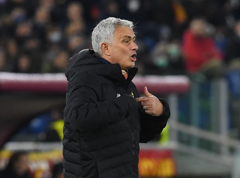 Jose Mourinho ‘holds talks’ over becoming Nigeria manager Jose Mourinho ‘holds talks’ over becoming Nigeria manager