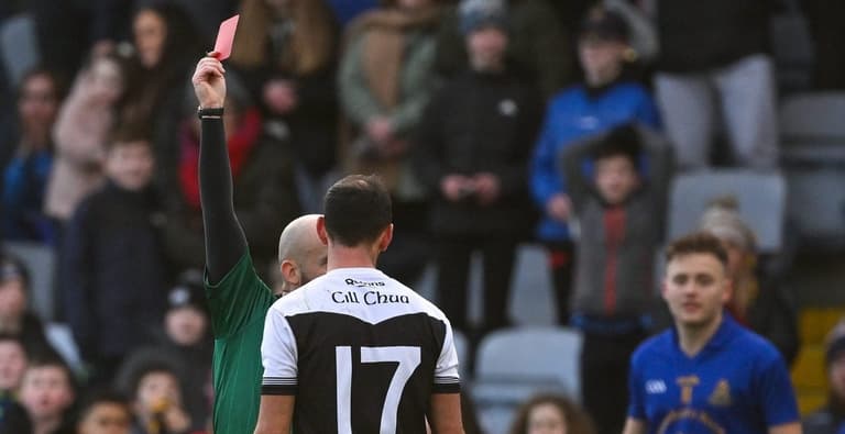 Kilcoo survive off-the-ball moment of madness to beat St Finbarr’s in extra time Kilcoo survive off-the-ball moment of madness to beat St Finbarr’s in extra time